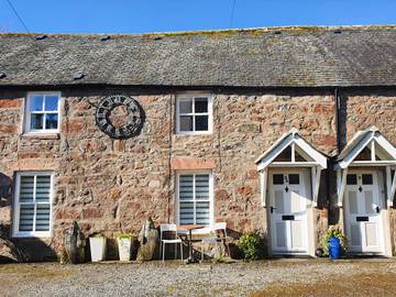 Cottage for 2 People in Inverness, Highlands, Photo 1