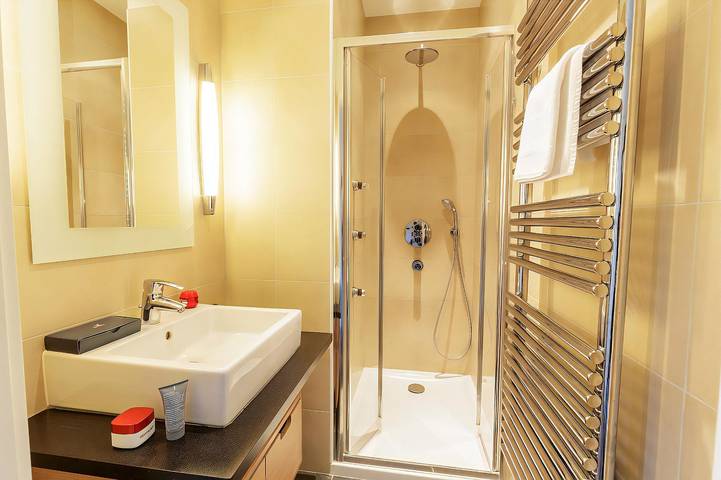 Gîte pour 12 personnes, avec sauna et jardin à Hattigny - 4