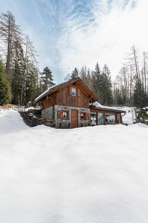 Gîte pour 6 personnes, avec Balcon et Jacuzzi ainsi que Terrasse et Jardin à Rabbi