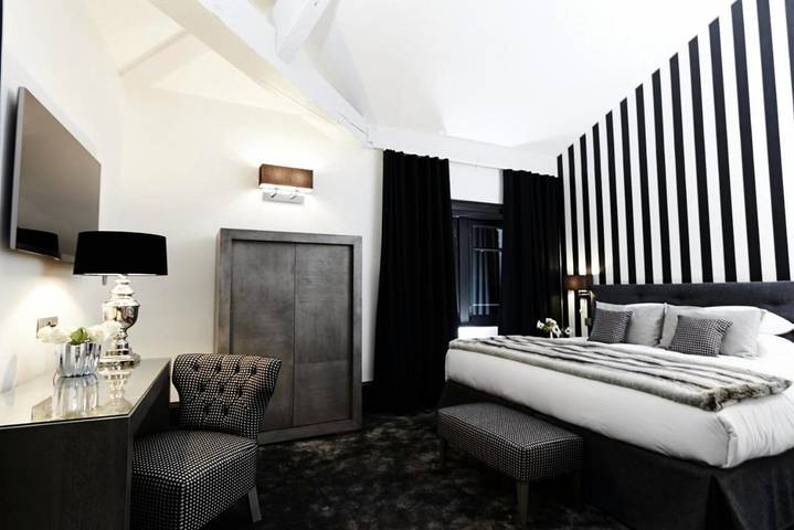 Hôtel pour 2 personnes, avec jardin et vue à Écully - 3