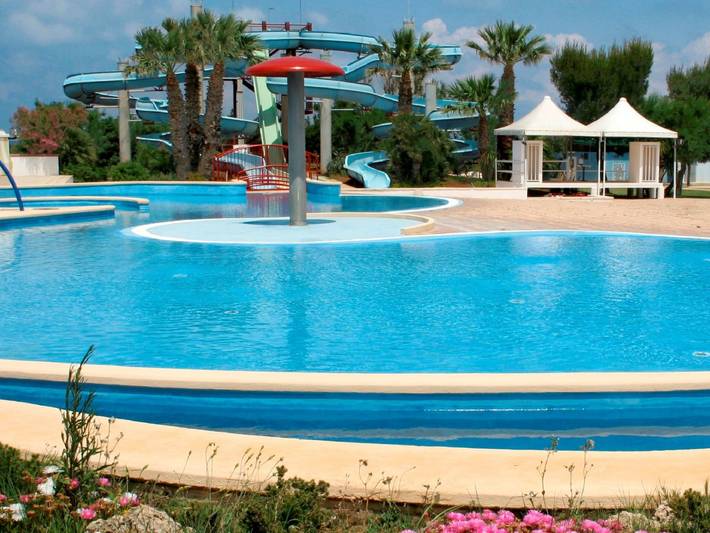 Maison de vacances pour 5 personnes, avec Terrasse ainsi que Jardin et Bassin pour enfant à Carovigno