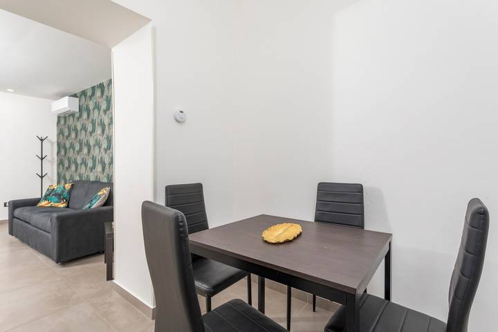 Apartamento entero, Apartamento 'Macri' con Wi-Fi y Aire Acondicionado in Catania, Provincia de Catania
