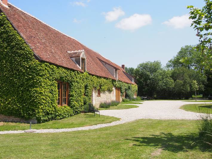 Gîte pour 6 personnes, avec piscine, animaux acceptés dans Saint-Amand-Montrond - 4