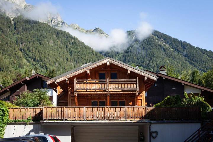 Willa dla 11 osób, z ogród i widok oraz sauna, zwierzęta dozwolone w Chamonix-Mont-Blanc