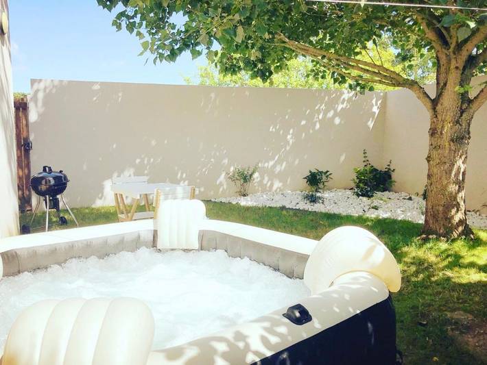 Maison d’hôte pour 5 personnes, avec jardin et jacuzzi aux Les Sables-d'Olonne - 2
