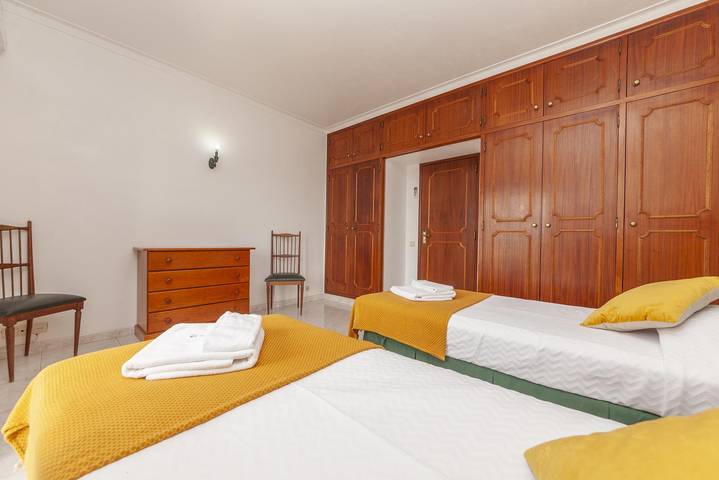 BnB für 2 Personen, mit Terrasse und Pool sowie Garten in Portugal - 4