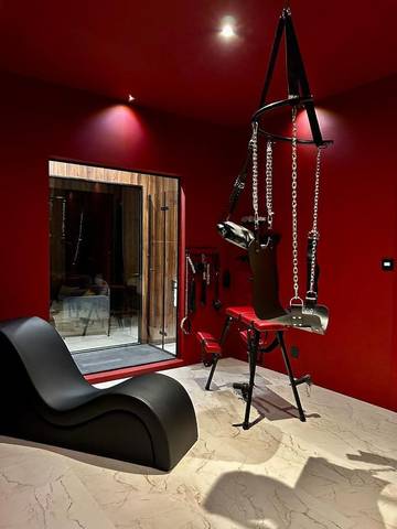 Location de vacances pour 4 personnes, avec balcon et jacuzzi à Port-de-Bouc