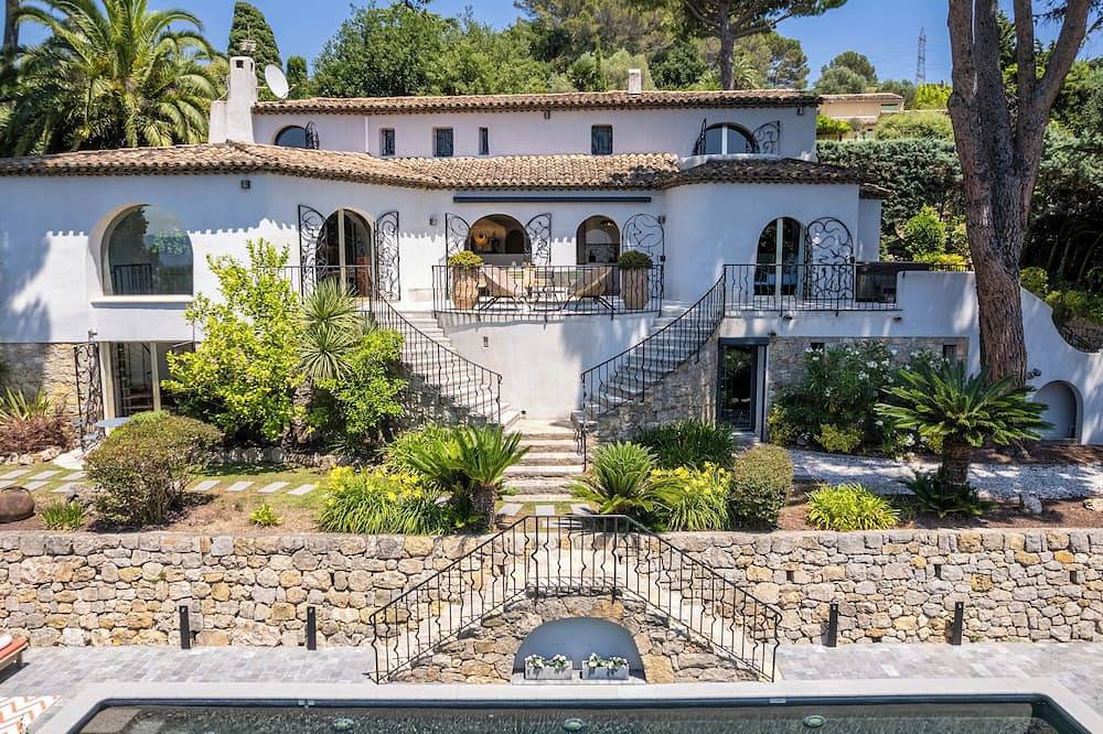 Villa pour 10 Personnes dans Mougins, Région de Cannes