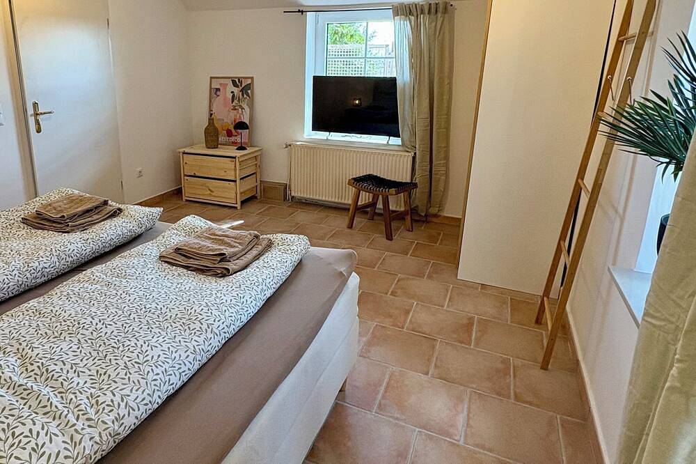 Luxus Reetdachhaus mit 35m2 Innenpool, Badefass,Sauna,nähe Hamburg mit Feldblick in Winsen (Luhe), Landkreis Harburg