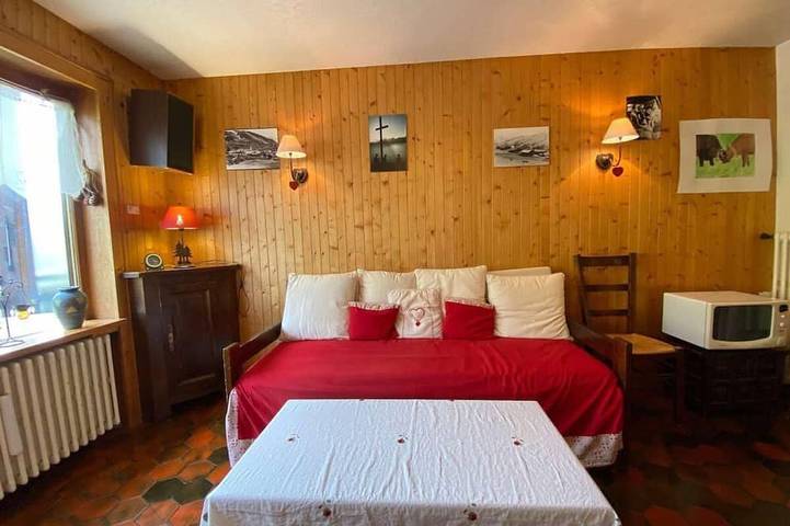 Ganze Wohnung, 2te Etage, blick berg, balkon, parkmöglichkeiten, fernseher, 40m², Le Grand Bornand in Le Grand-Bornand, Annecy und Umgebung