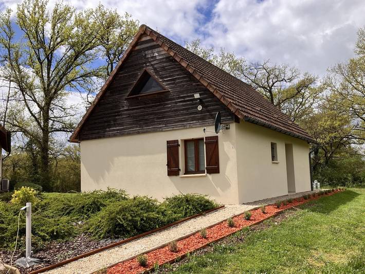 Village vacances pour 5 personnes, avec jardin ainsi que terrasse et bassin pour enfant dans le Lot - 3