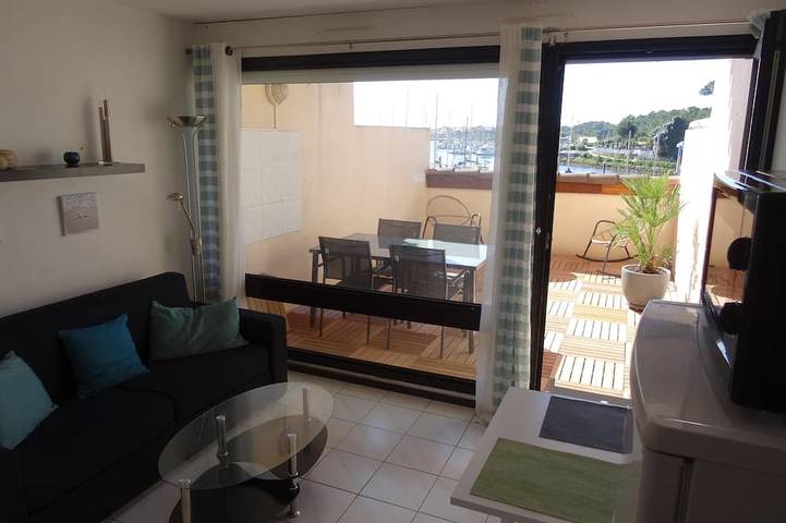 Appartement entier, Studio avec terrasse face au port de Capbreton in Capbreton, Côte d’Argent