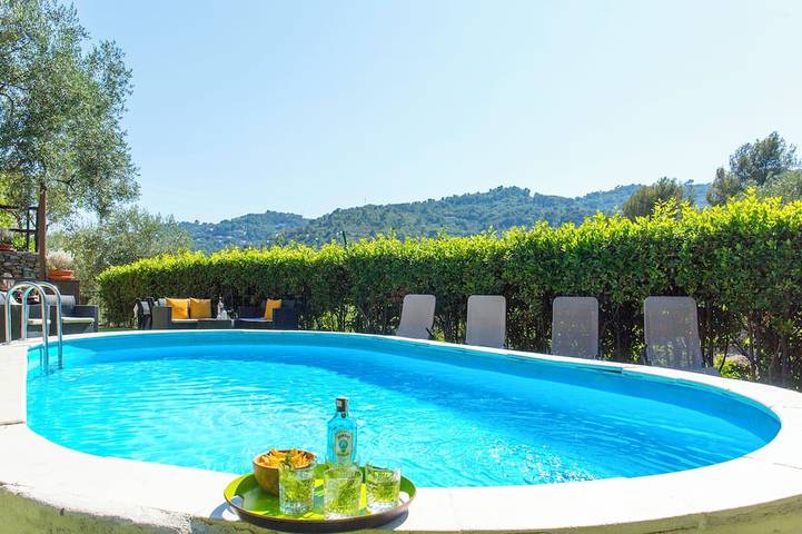 Ferienhaus für 16 Personen, mit Pool und Whirlpool
