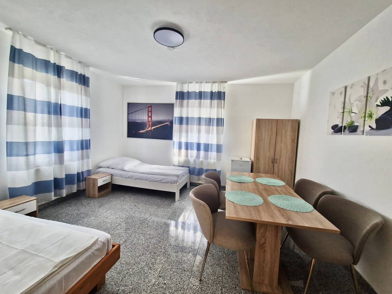 Ganze Wohnung, Apartment 'Ferienwohnung Auf Der Welt Zuhause' mit Wlan in Göppingen, Landkreis Göppingen