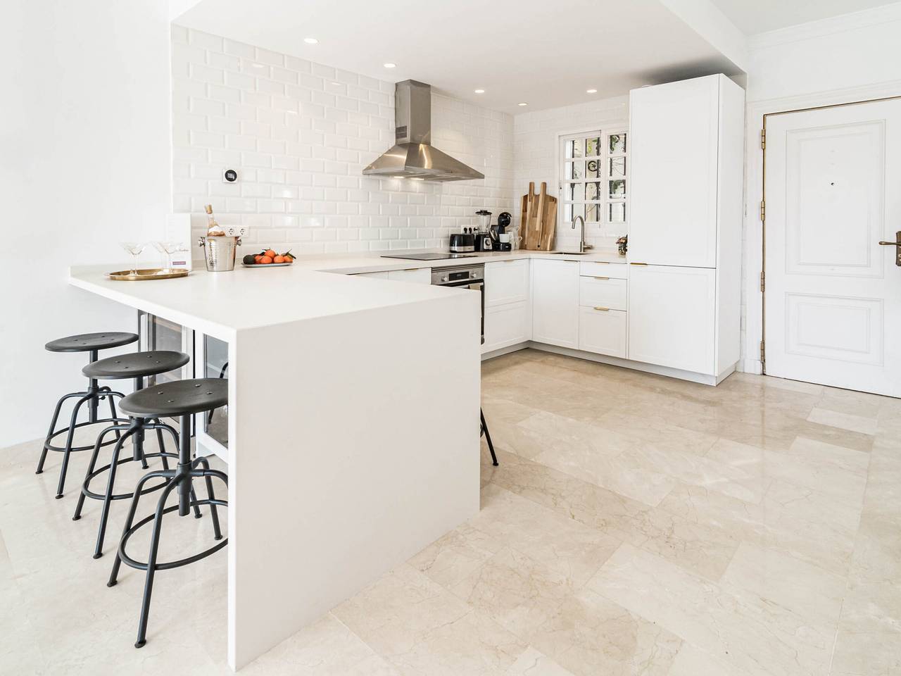 Villa à Marbella avec 3 chambres, piscine chauffée et climatisation - 136685 in Nueva Andalucia Golf Valley, Marbella