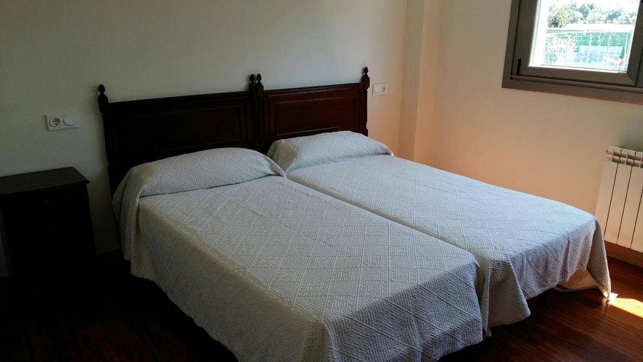 Chalet en Somió con finca independiente in Gijón, Costa Verde