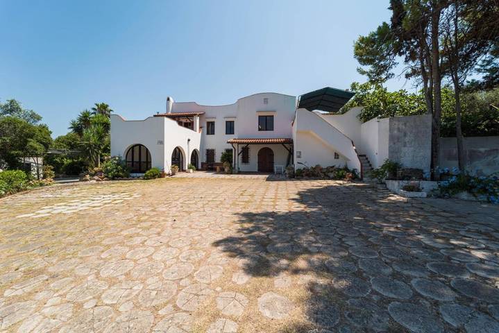 Villa per 8 persone, con giardino e panorama ad Alghero