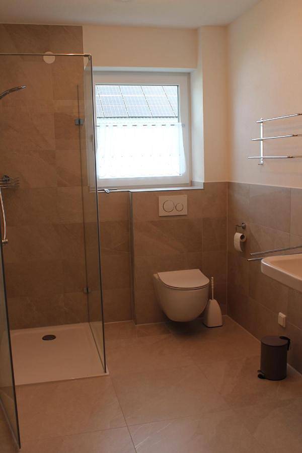 Ferienwohnung für 4 Personen, mit Balkon und Terrasse sowie Garten und Ausblick in Bad Schussenried - 4