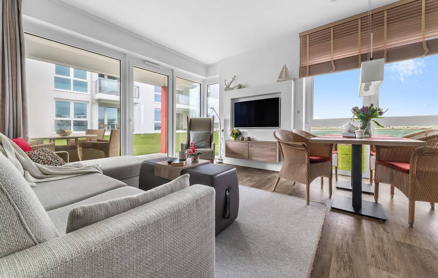 Ganze Ferienwohnung, Appartement am Strand mit Terrasse und Parkplatz - 400m zum Strand in Olpenitz, Kappeln