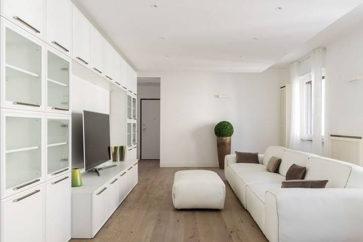 Appartamento intero, Pure White in Como, Lago di Como