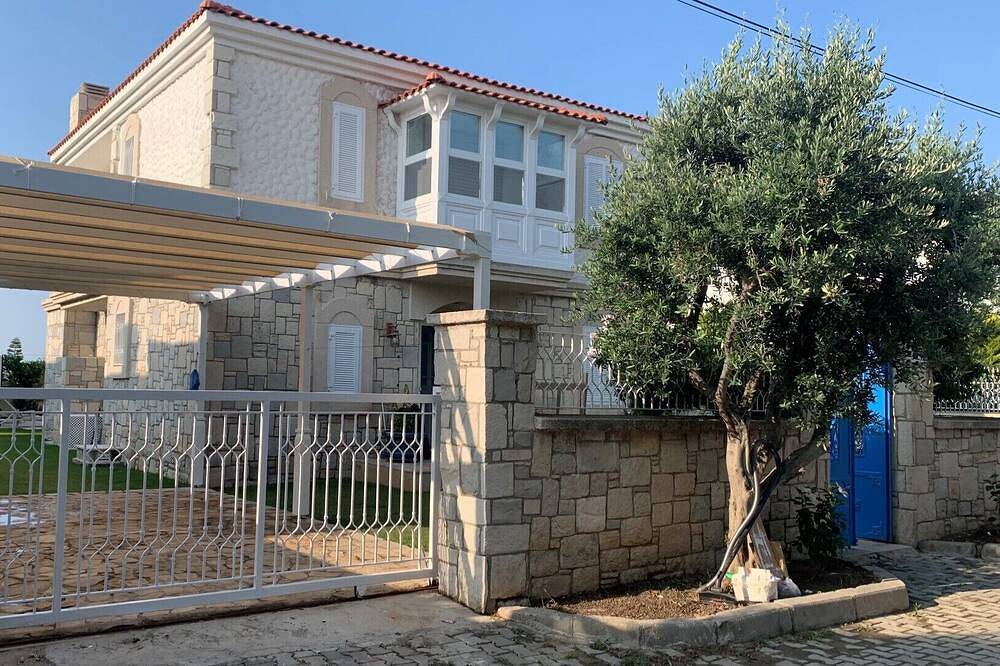 Ferienvilla  in Cesme, Türkei mit Privatpool und 150 mt zum Strand. in Cesme, Provinz Izmir