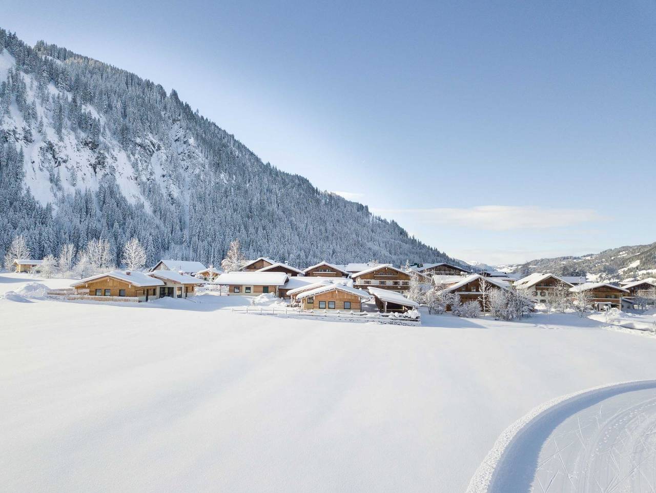 Almdorf Tirol - Chalet Ferienhaus 10 in Grän, Allgäuer Alpen (Österreich)