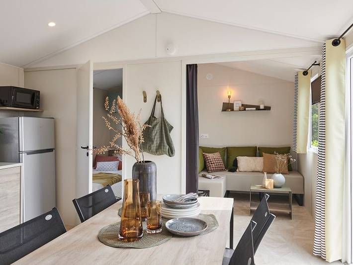 Camping pour 6 personnes, avec piscine et terrasse à Saint-Lunaire