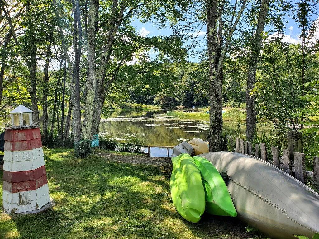 Ruhe und Frieden auf dem See in Becket, Berkshire County