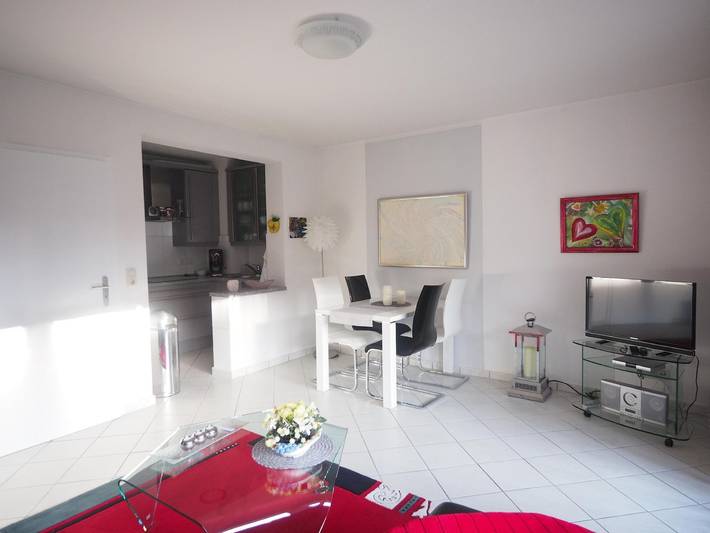 Ferienwohnung für 3 Personen, mit Terrasse und Garten