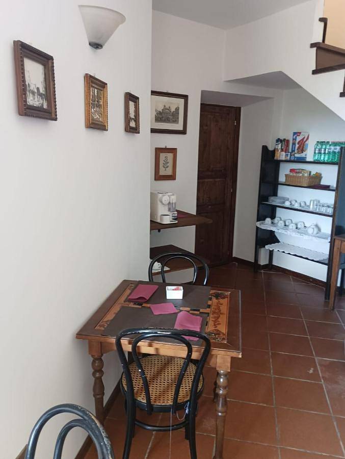 Location de vacances pour 2 personnes, avec Terrasse à Trevi - 2