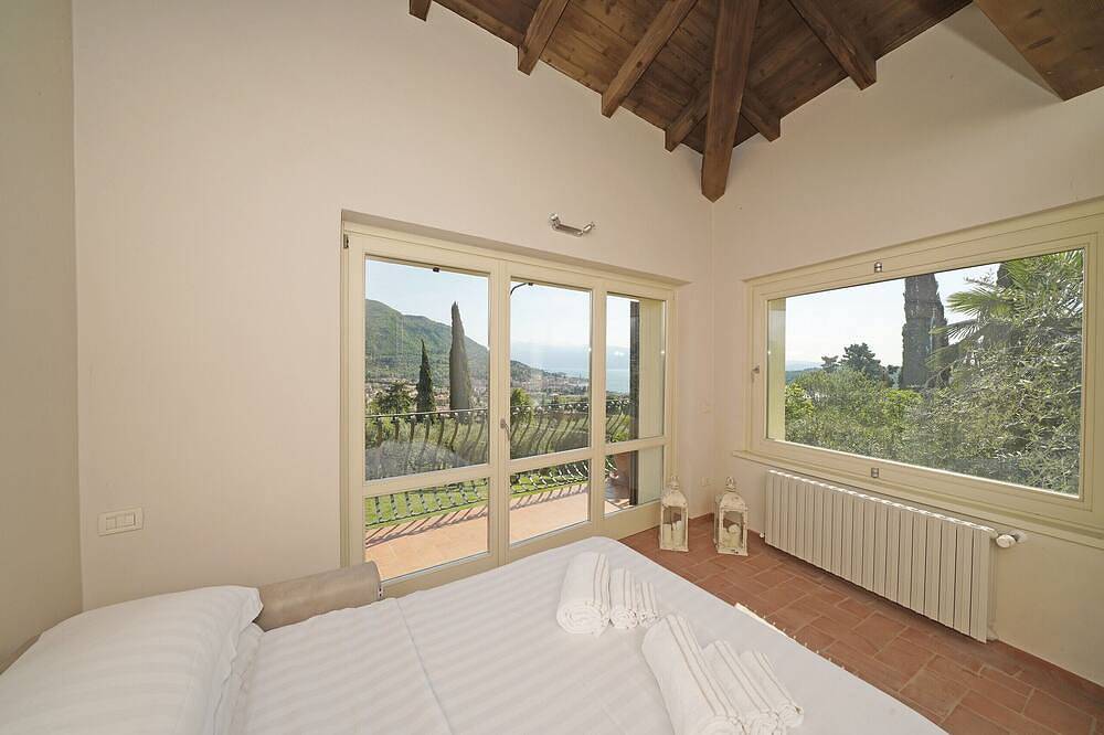 Tenuta la Pineta in Salò, Gardasee-Berge