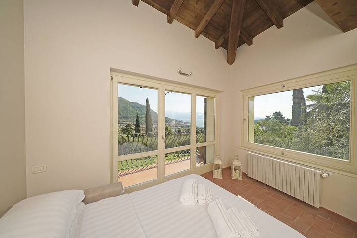 Villa für 18 Personen, mit Garten und Balkon in Salò - 4