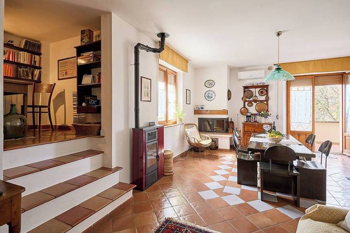 Appartamento vacanze per 5 persone, con giardino e balcone a Pienza