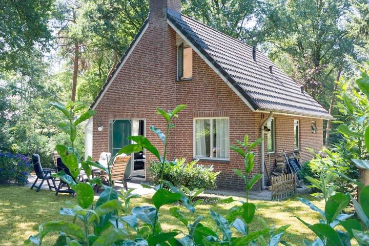 Vakantiehuis voor 6 personen, with Balkon and Terras as well as Tuin and Uitzicht in Zelhem