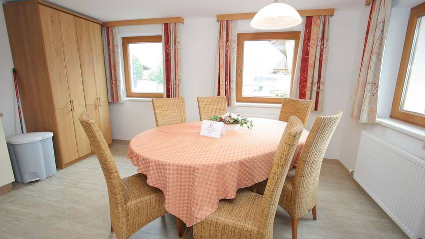 Ferienwohnung für 7 Personen, mit Balkon in Uderns - 3