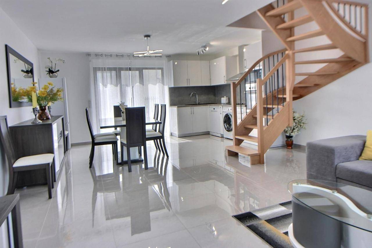 Appartement entier, Les Lofts Picard - Élégance Moderne in Massy, Essonne