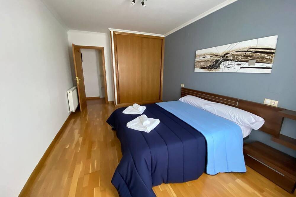 Ganze Wohnung, Apartment in the pearl of Cantábrico, beach and nature at your fingertips in Foz, Costa de Galicia