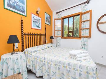 Villa in Crestatx, Sa Pobla für 4 