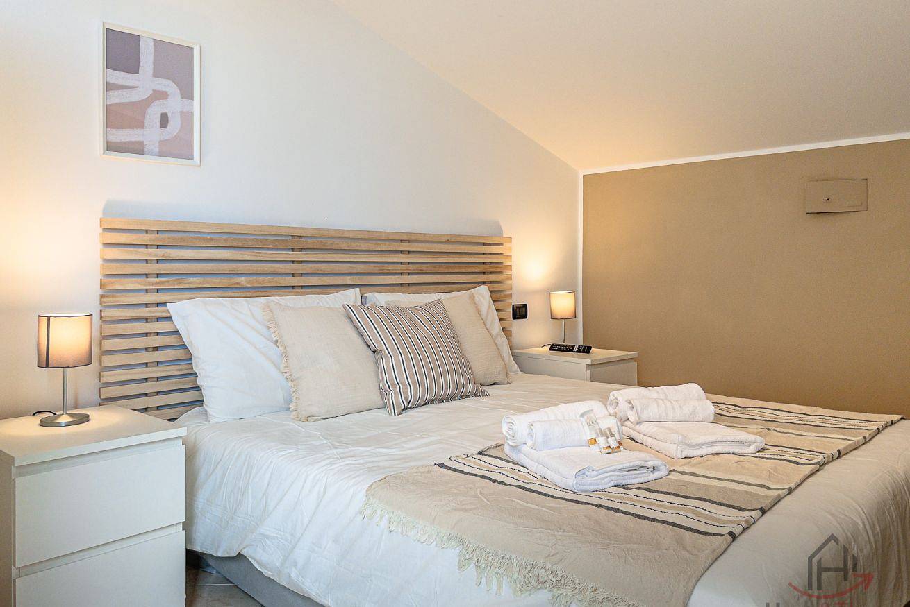 Ganze Wohnung, [Horizon Loft] Kostenloses Parken • A/C • Smart-Tv in Pietra Ligure, Pietra Ligure Gemeinde