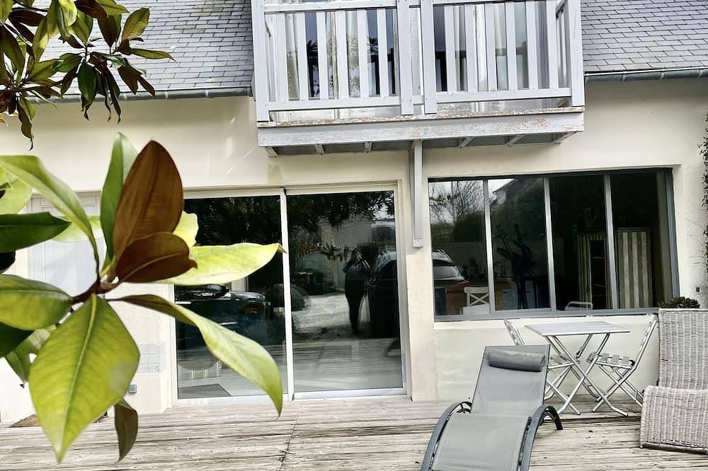 House close to the beach in Benerville-sur-Mer, Lisieux region