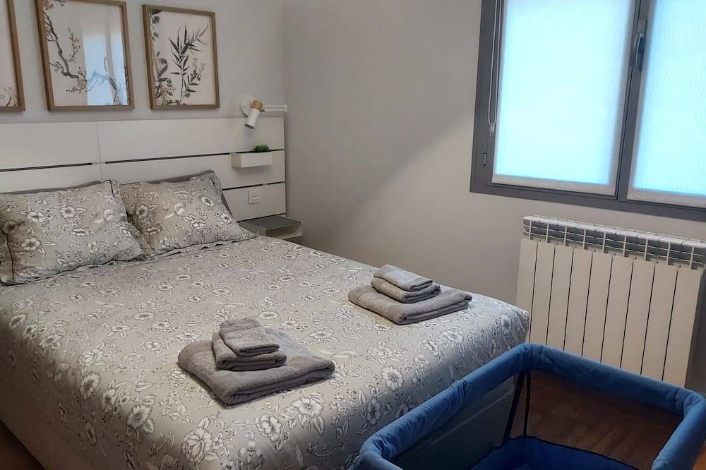 Casa adosada en urb. del golf de Cirueña con chimenea in Cirueña, Provincia de La Rioja