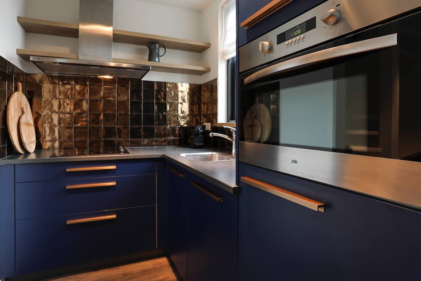 Geheel appartement, Vakantieappartement voor 6 personen met balkon/terras in Domburg, Walcheren