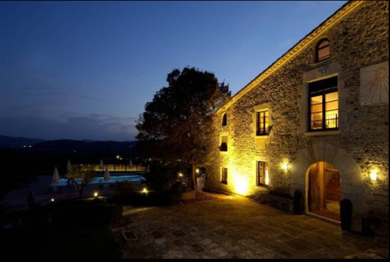 Amplia villa en Sant Gregori con piscina privada in San Gregorio, Gironés