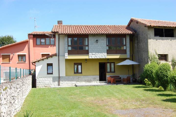 Casa de vacaciones para 4 personas, con Balcón/Terraza y Jardín en Llanes - 2