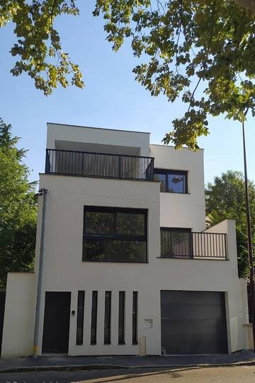 Cottage pour 2 personnes, avec jacuzzi ainsi que piscine et jardin à Villiers-sur-Marne