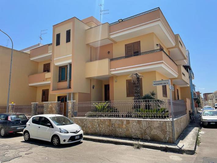 Appartamento per 5 persone, con Balcone e Giardino a Monteroni di Lecce