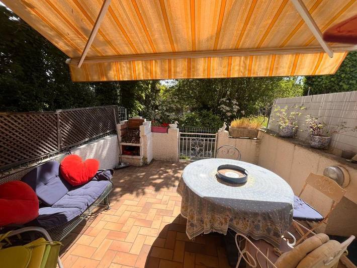 Gîte pour 2 personnes, avec Terrasse dans Office De Tourisme Et Des Congres De Mandelieu - 2