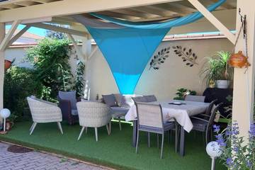 Maison de vacances pour 2 personnes, avec jardin et balcon en Auvergne