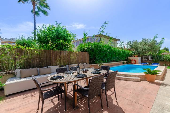 Chalet para 6 personas, con terraza además de piscina y jardín en Mallorca - 4