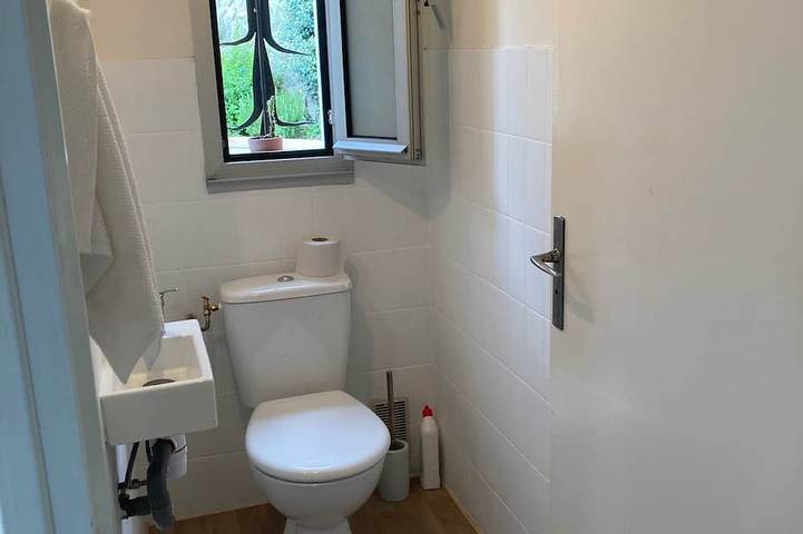 3 Schlafzimmer Villa mit großem privatem Pool in geräumigen Garten und Bergblick in Céret, Mittelmeerküste (Frankreich)